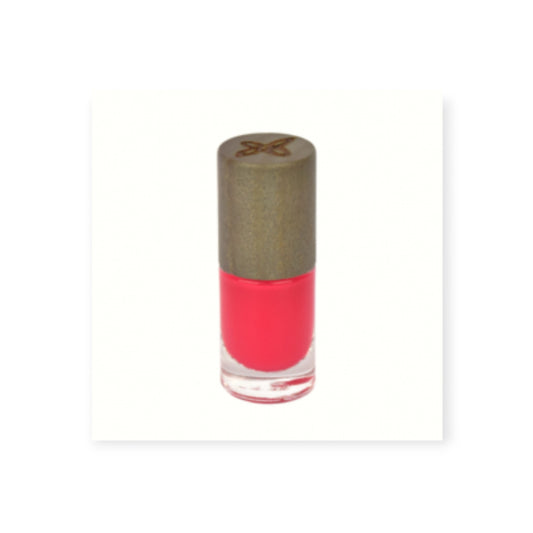 76 Esmalte de uñas Amour